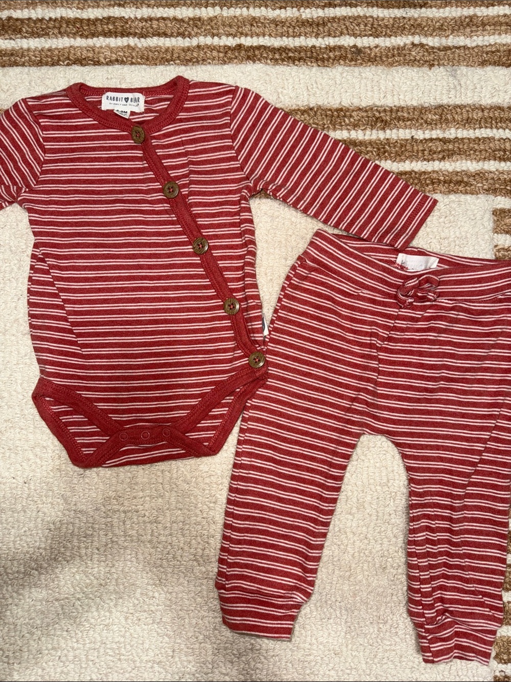 NWOT Rabbit + Bear Rust Stripe Kimono Bodysuit With Matching pants 6-9M